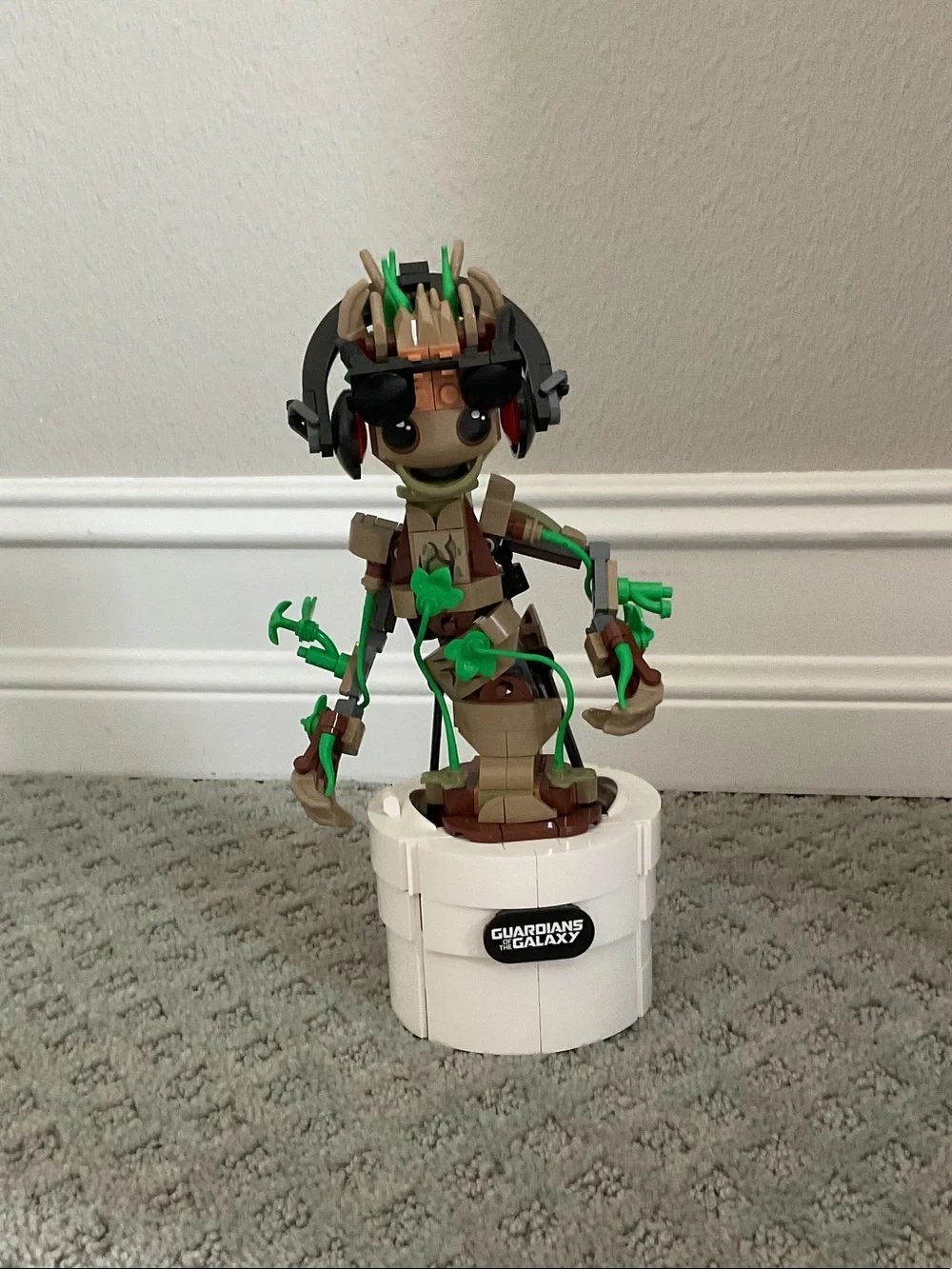 Lego Brown and Green Marvel Groot Display Figurine